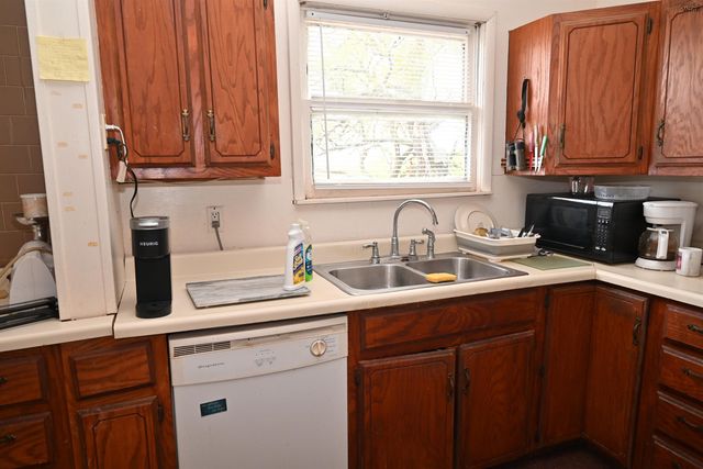 359 CROW TRACE, Wichita Falls, TX 76310