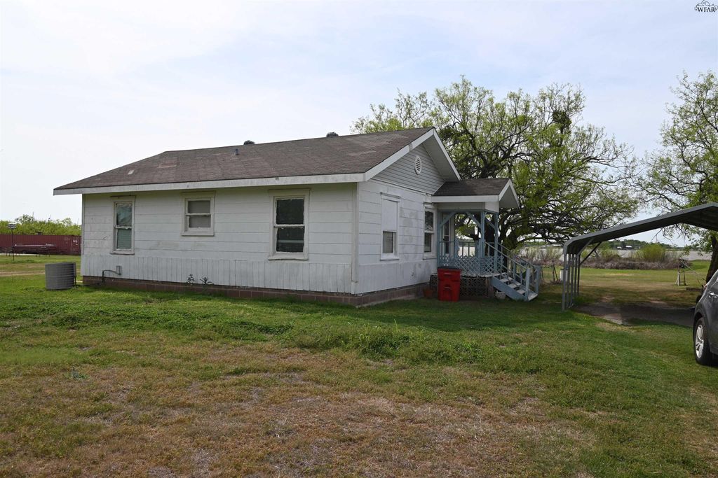 359 CROW TRACE, Wichita Falls, TX 76310