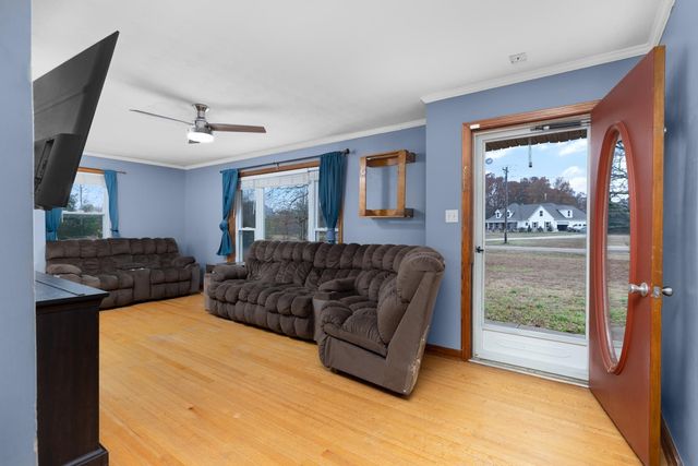 5466 HWY 59 HWY W, Covington, TN 38019