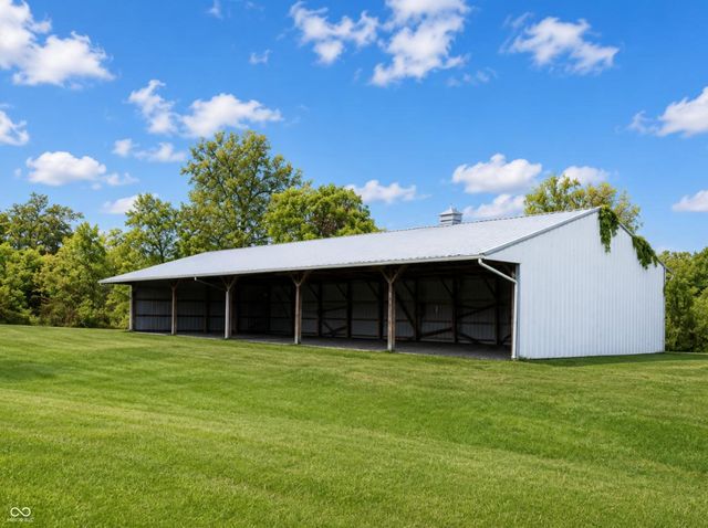 5064 Volk Road, Cedar Grove, IN 47016
