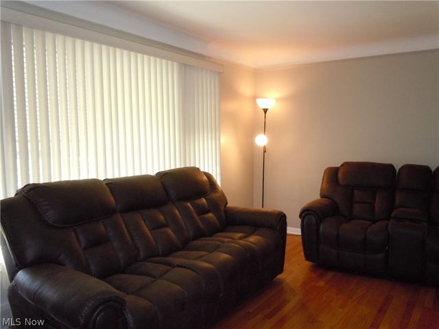 23896 Devoe Avenue, Euclid, OH 44123