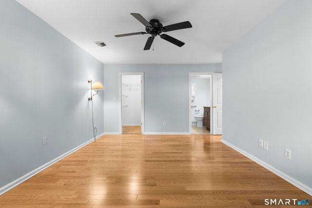 132 Southport Woods Drive 132, Fairfield, CT 06890