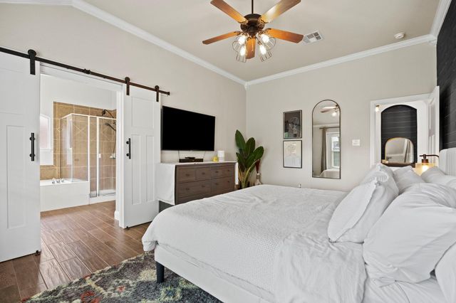 401 Wiltshire DR, Hutto, TX 78634