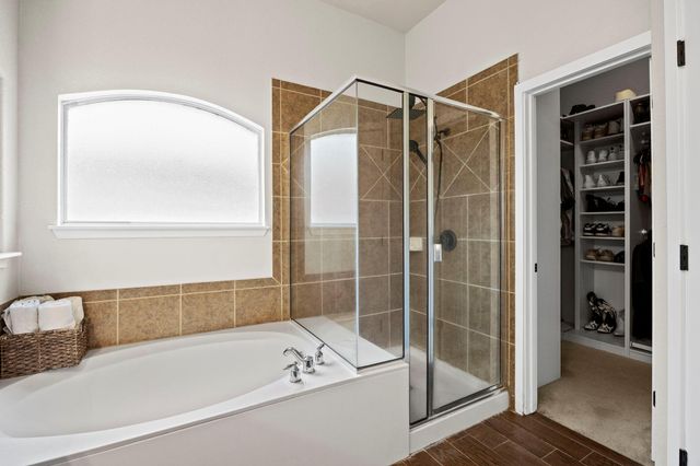 401 Wiltshire DR, Hutto, TX 78634