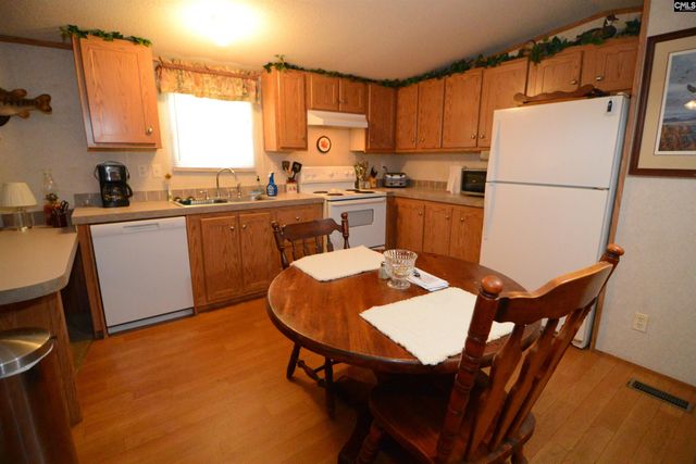 1885 Lake Elliott Road, Cassatt, SC 29032
