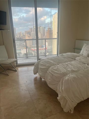 185 SW 7th St 3211, Miami, FL 33130