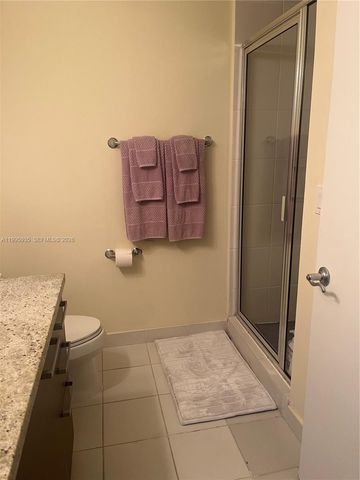 185 SW 7th St 3211, Miami, FL 33130