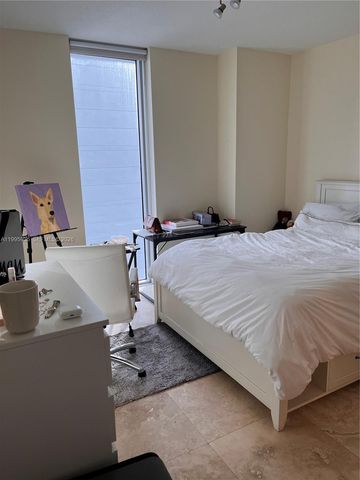 185 SW 7th St 3211, Miami, FL 33130