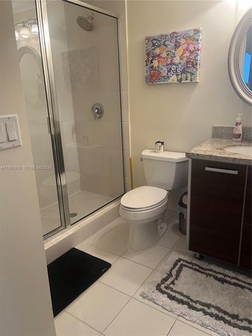 185 SW 7th St 3211, Miami, FL 33130