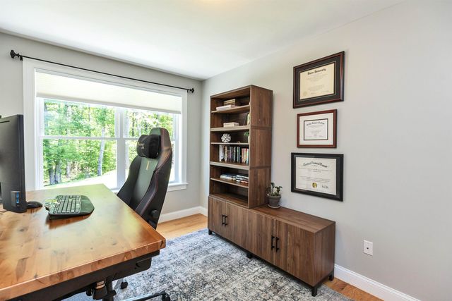 15 Pigeon Hill Road, Brookline, NH 03033