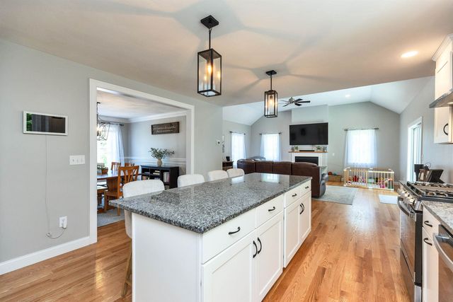 15 Pigeon Hill Road, Brookline, NH 03033