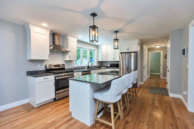 15 Pigeon Hill Road, Brookline, NH 03033