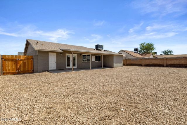 8837 W COOLIDGE Street, Phoenix, AZ 85037