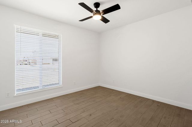 8837 W COOLIDGE Street, Phoenix, AZ 85037