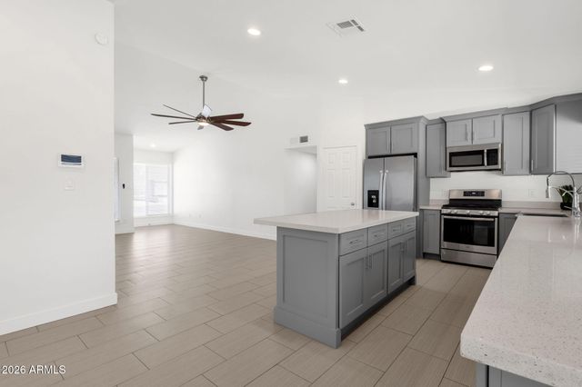 8837 W COOLIDGE Street, Phoenix, AZ 85037