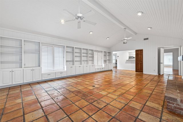 5643 Piping Rock Lane, Houston, TX 77056