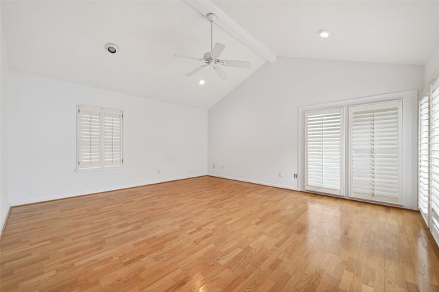 5643 Piping Rock Lane, Houston, TX 77056