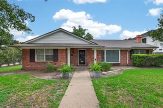 5643 Piping Rock Lane, Houston, TX 77056