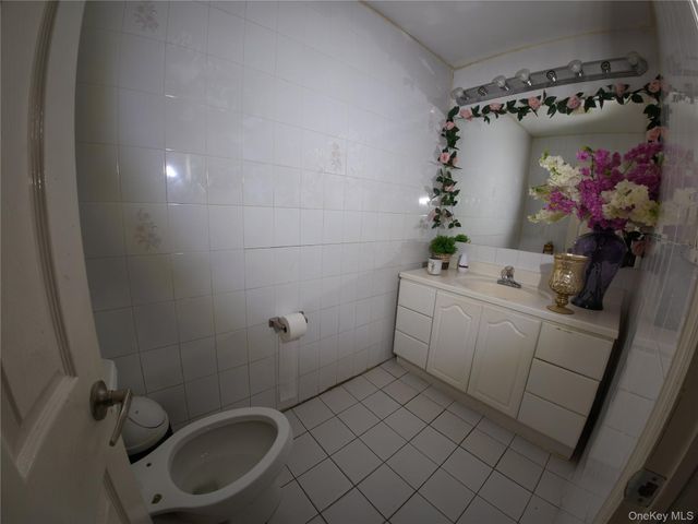 10428 Jamaica Avenue, Richmond Hill, NY 11418