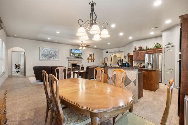 340 Canadian Lane, Burleson, TX 76028