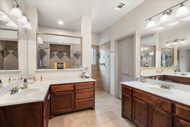 340 Canadian Lane, Burleson, TX 76028