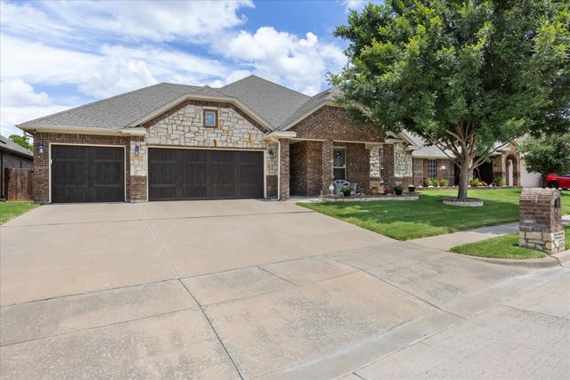 340 Canadian Lane, Burleson, TX 76028