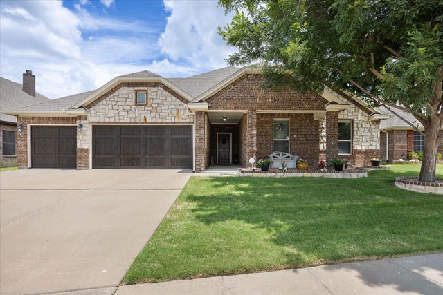 340 Canadian Lane, Burleson, TX 76028