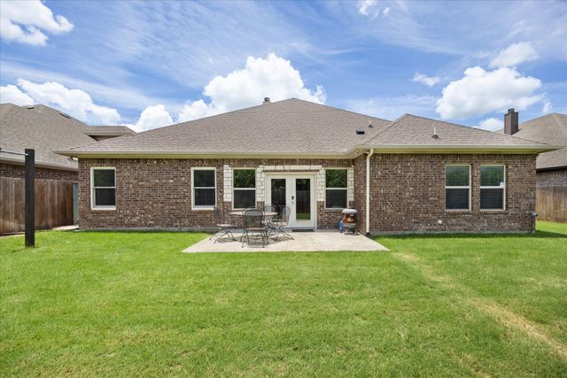 340 Canadian Lane, Burleson, TX 76028