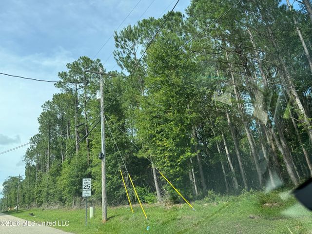 Avenue B, Waveland, MS 39576