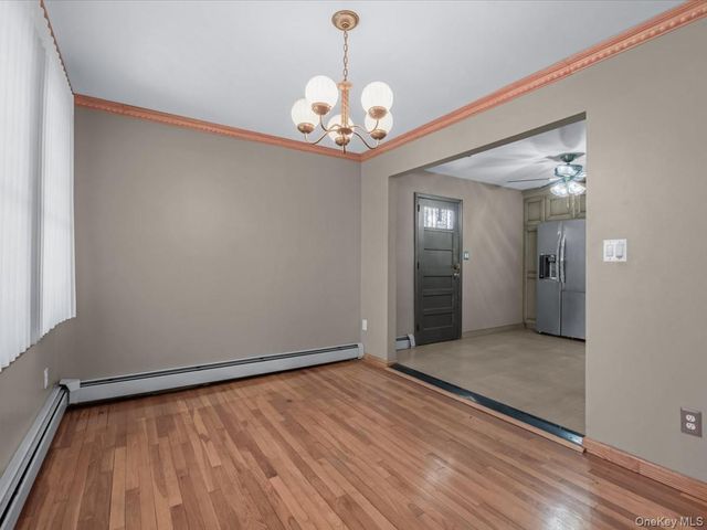 120-44 194th Street, Saint Albans, NY 11412