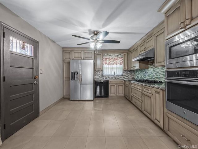 120-44 194th Street, Saint Albans, NY 11412