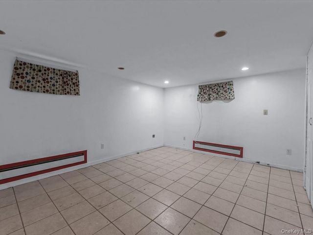 120-44 194th Street, Saint Albans, NY 11412