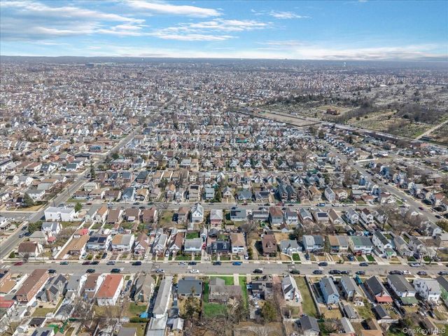 120-44 194th Street, Saint Albans, NY 11412