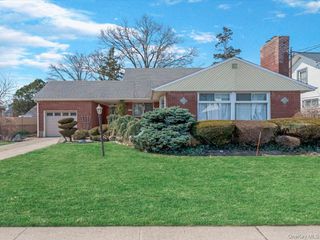 120-44 194th Street, Saint Albans, NY 11412