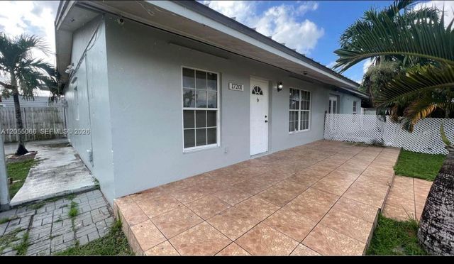 17201 NW 53rd Ave 1, Miami Gardens, FL 33055