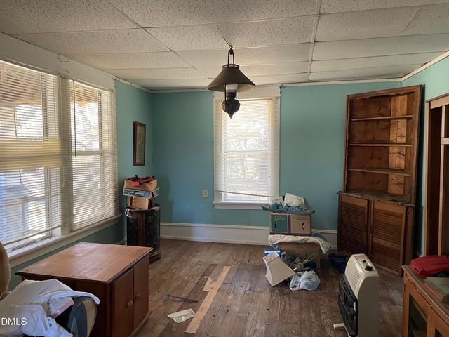 2039 Lower Hopedale Road, Burlington, NC 27217