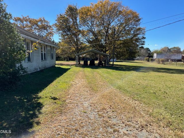 2039 Lower Hopedale Road, Burlington, NC 27217