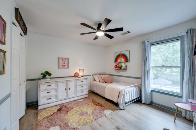 411 Sunnyside Ln, Columbia, TN 38401