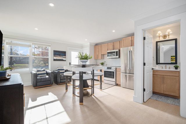 743 South Bend Avenue, South Bend, IN 46617