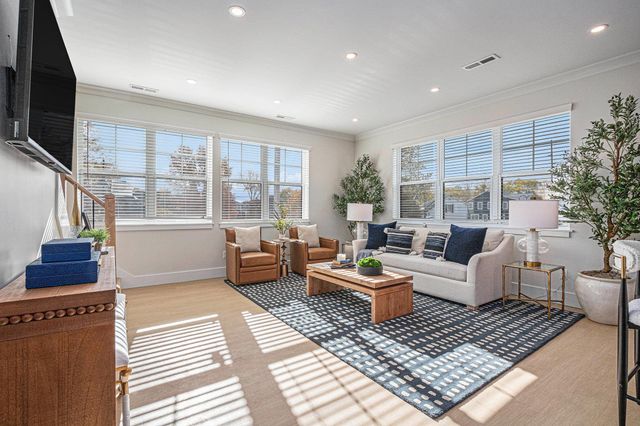 743 South Bend Avenue, South Bend, IN 46617