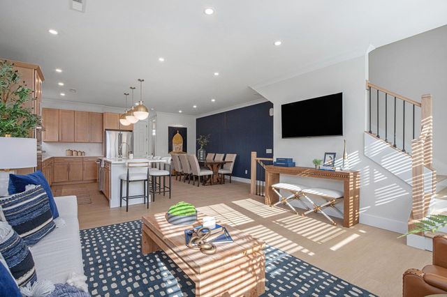 743 South Bend Avenue, South Bend, IN 46617