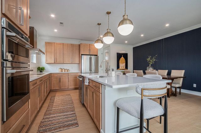 743 South Bend Avenue, South Bend, IN 46617