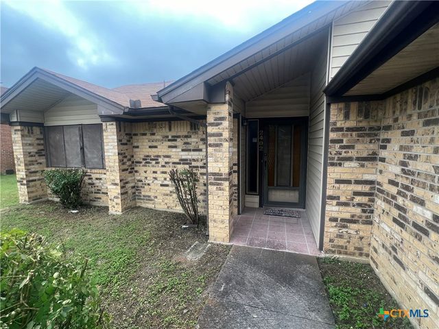 2402 Lago Trail, Killeen, TX 76543