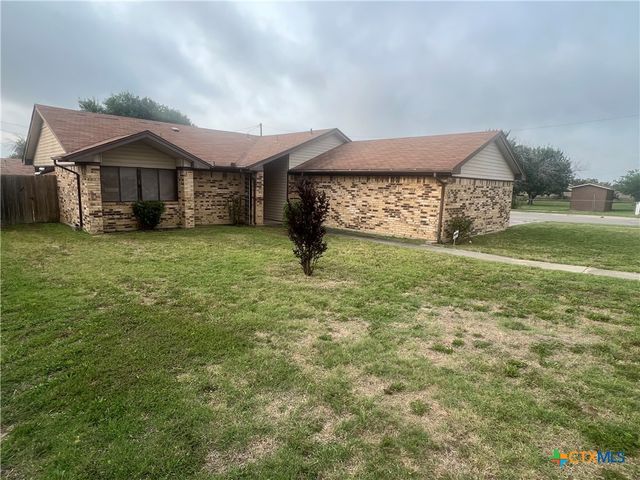 2402 Lago Trail, Killeen, TX 76543