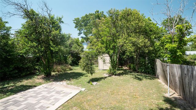 106 W Hoopes Ave, Pflugerville, TX 78660