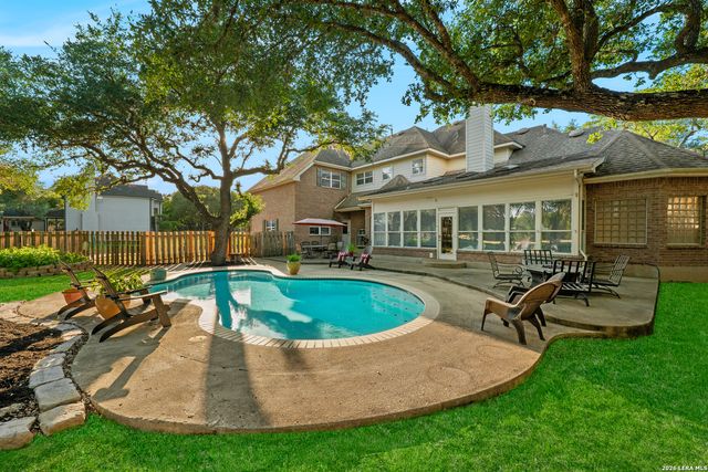 135 KENDALL PKWY, Boerne, TX 78015