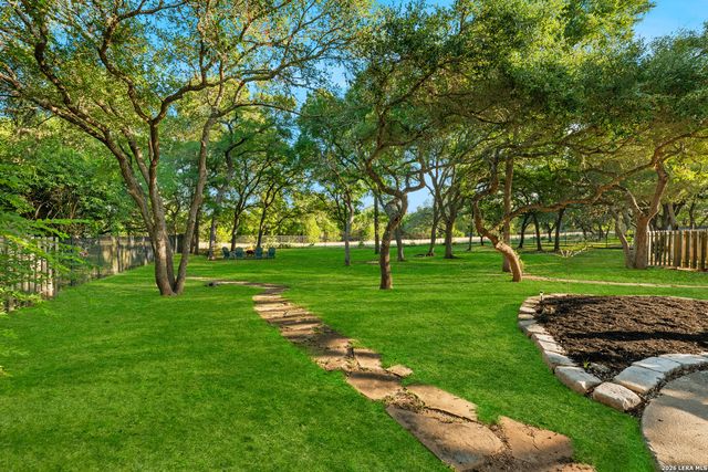 135 KENDALL PKWY, Boerne, TX 78015