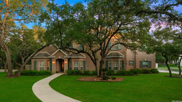 135 KENDALL PKWY, Boerne, TX 78015
