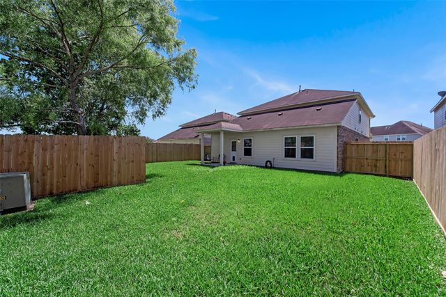 2073 Lepper Street, Alvin, TX 77511
