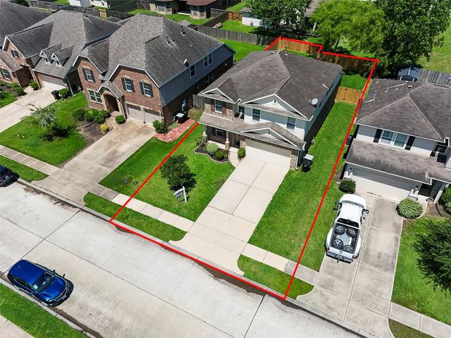 2073 Lepper Street, Alvin, TX 77511